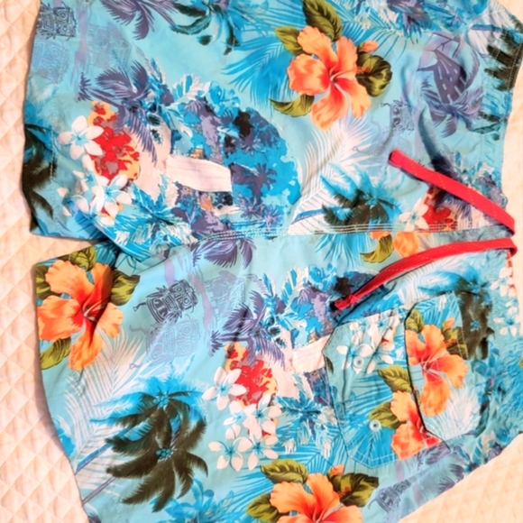 Tommy Bahama swim shorts - Picture 2 of 2